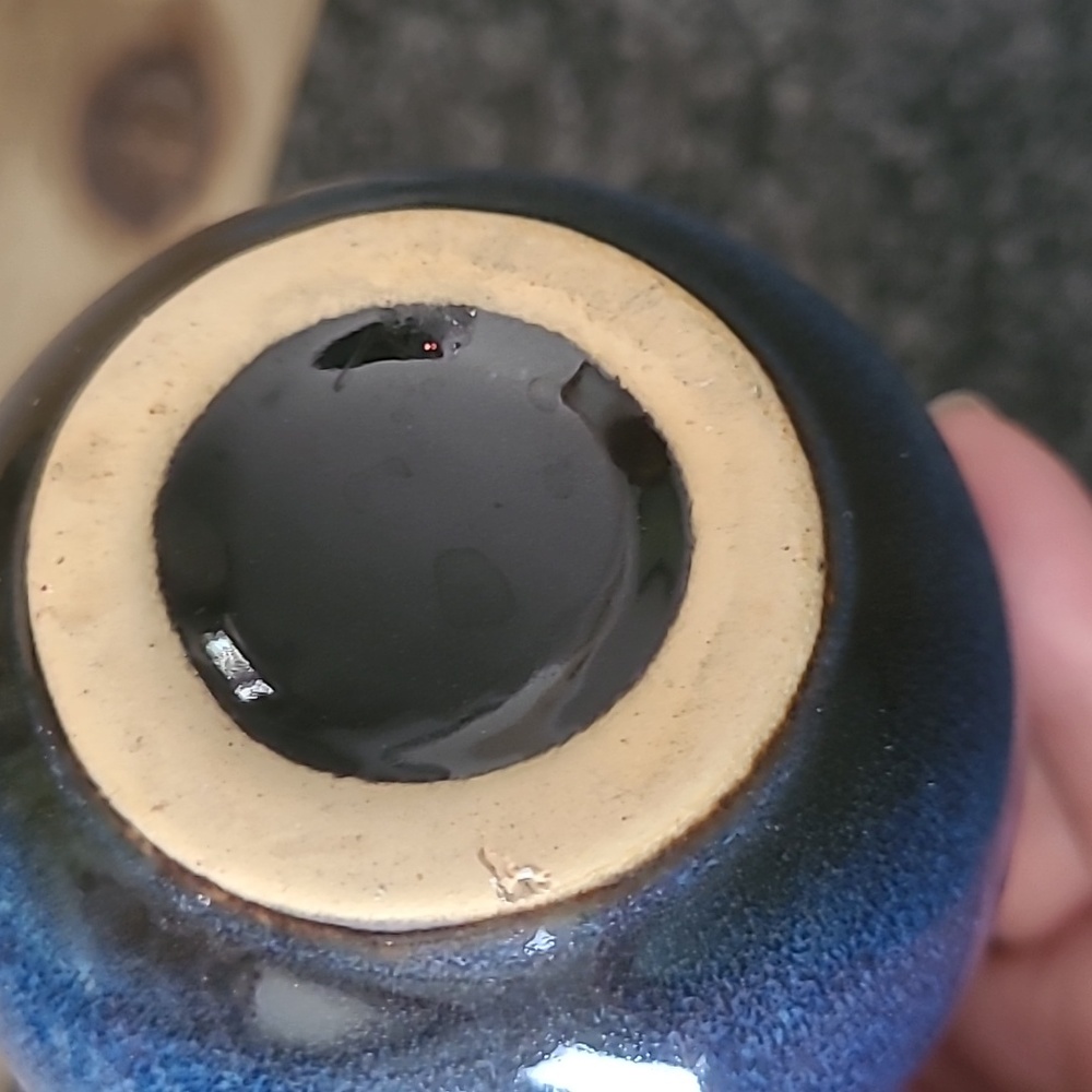 Blue Ceramic Bud Vase - Picture 5 of 9